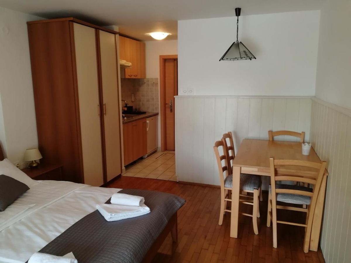 Apartmaji Z Fizine Portoroz Ngoại thất bức ảnh