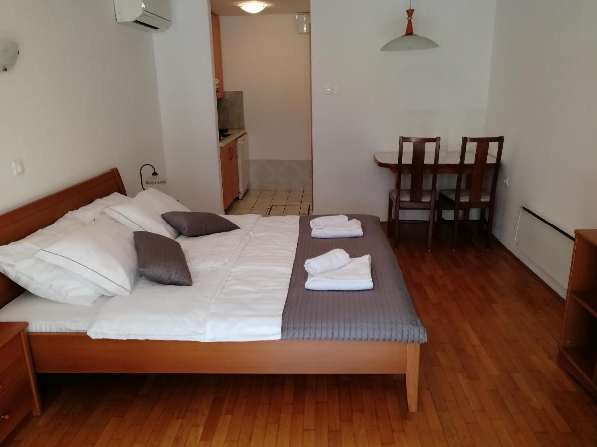 Apartmaji Z Fizine Portoroz Ngoại thất bức ảnh