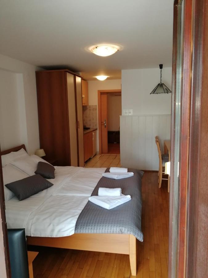 Apartmaji Z Fizine Portoroz Ngoại thất bức ảnh
